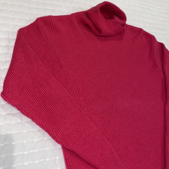 NEIMAN MARCUS 100% Cashmere Turtleneck Long Sleeve - Picture 4 of 8